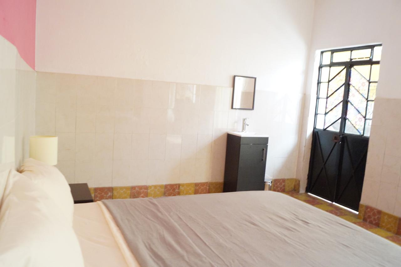 Casa De Los Soles B&B Hostal Tlaquepaque Extérieur photo